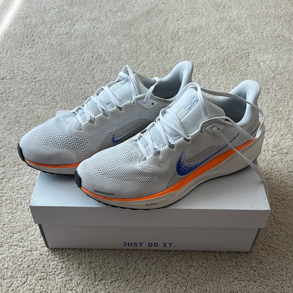 MENS NIKE PEGASUS AIR 41 size 11